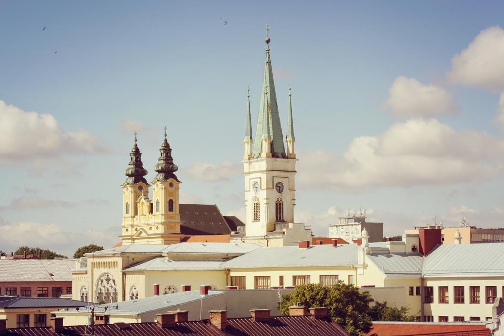 City Hotel Nitra With Free Parking Exterior foto