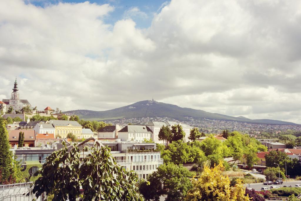 City Hotel Nitra With Free Parking Exterior foto