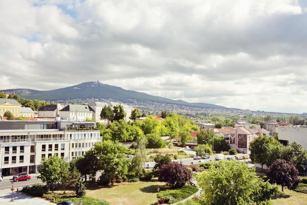 City Hotel Nitra With Free Parking Exterior foto