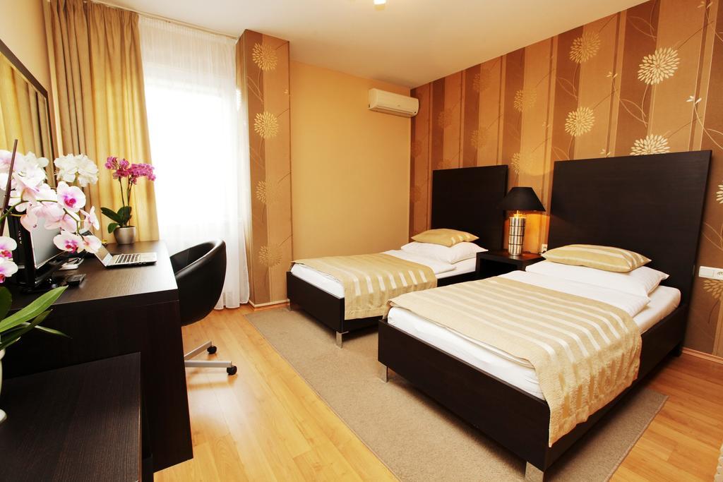 City Hotel Nitra With Free Parking Zimmer foto