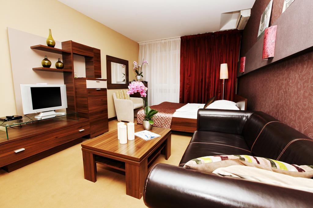 City Hotel Nitra With Free Parking Zimmer foto