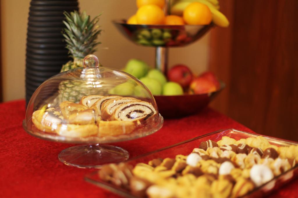 City Hotel Nitra With Free Parking Exterior foto